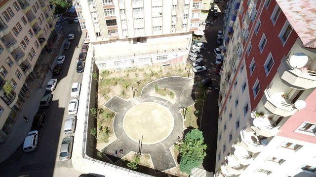 Ali Korkut, Yakutiye’yi Park Ve Yeşil Alan Zengini Yapıyor