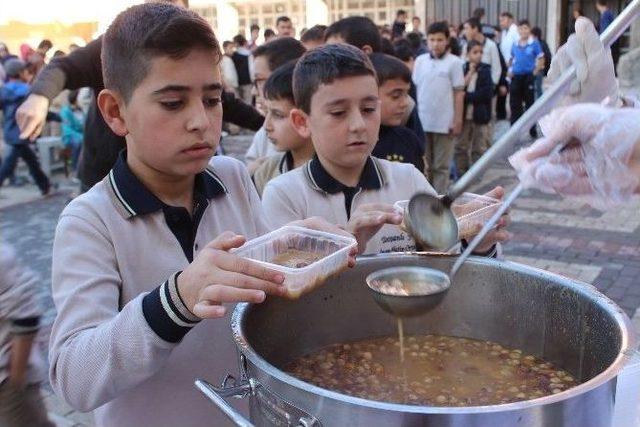 Tavşanlı İmam Hatip’te Aşure Günü