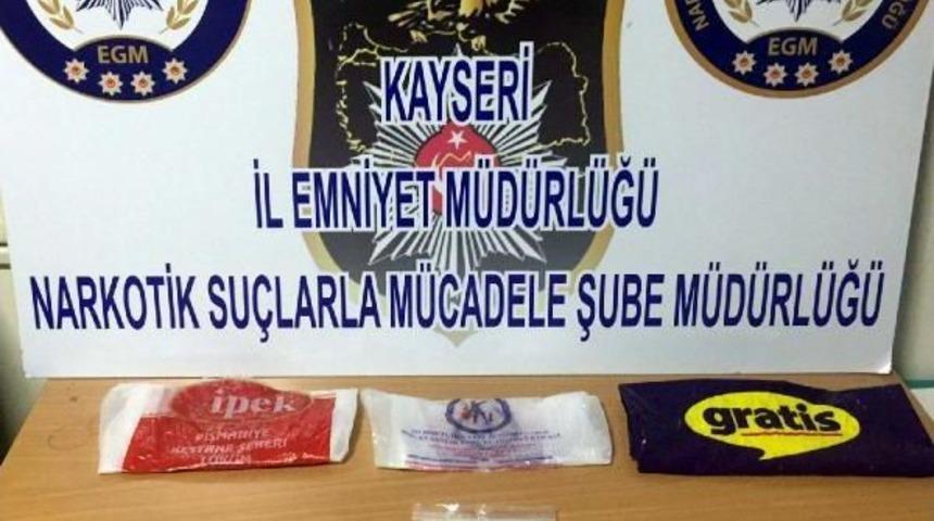 Uyuşturucu Satıcılarına 2 Ayrı Operasyon