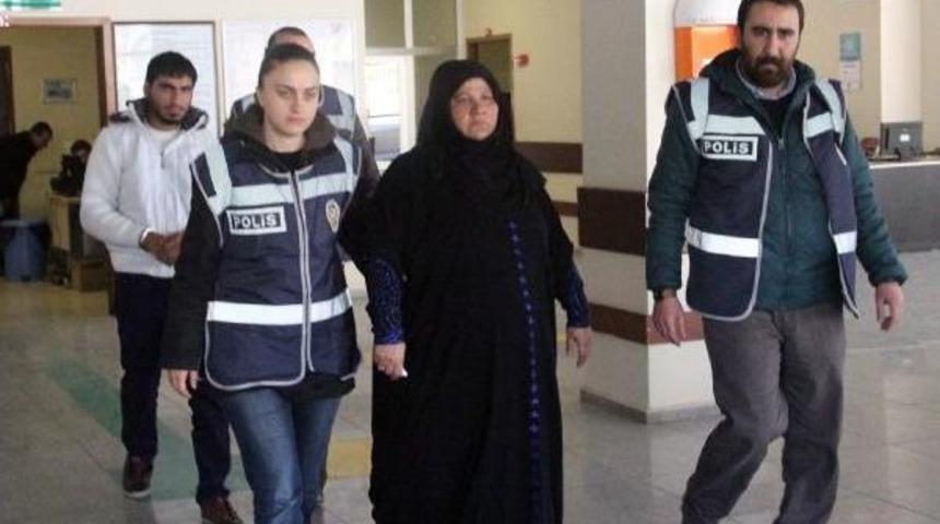 Hırsızlık Ş&uuml;phelisi Suriyeli Anne Ve Oğlu G&ouml;zaltına Alındı