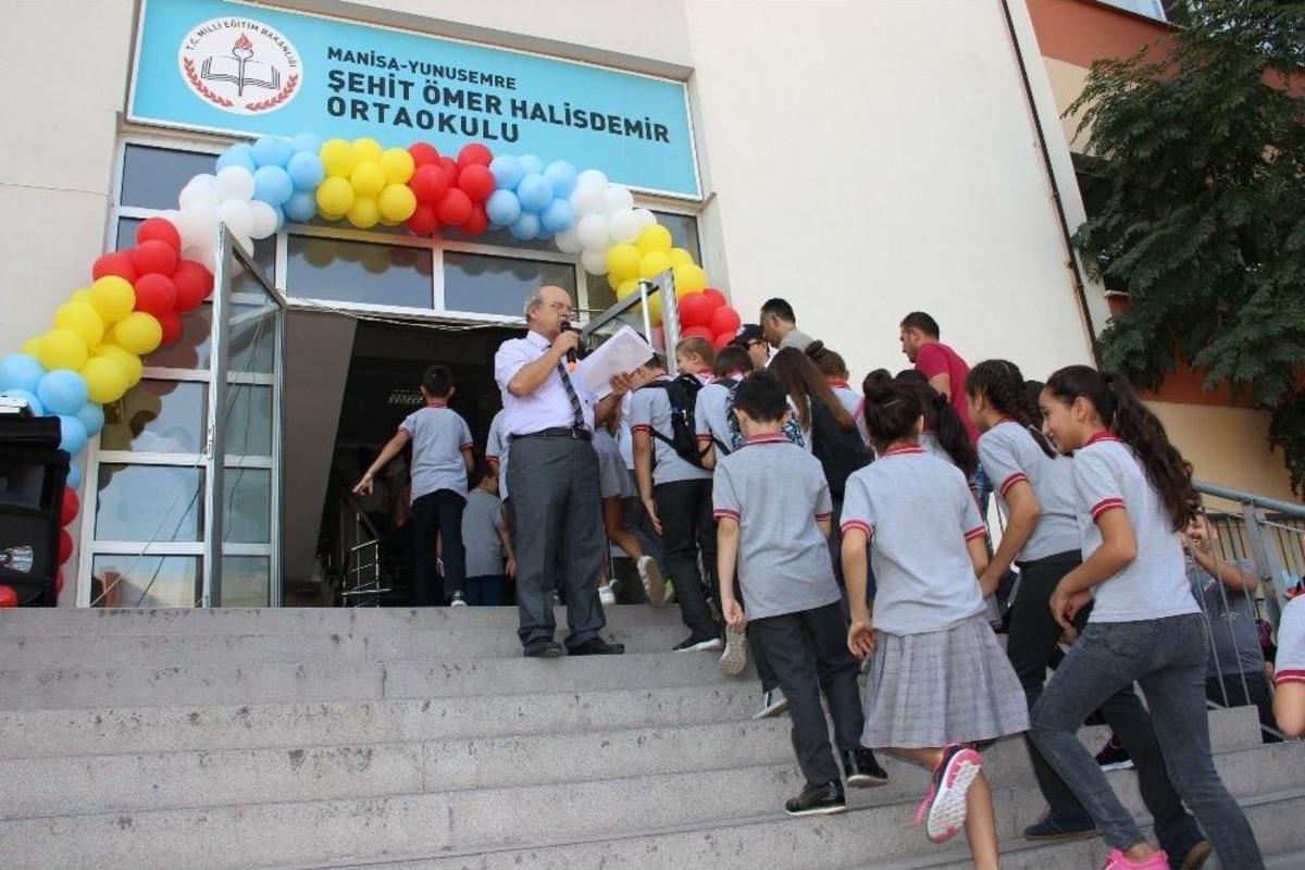 İlk Ders Zili &Ccedil;aldı