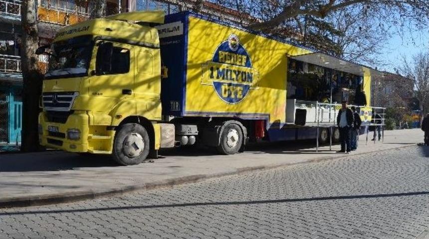 Fenerium&rsquo;un Gezici Tır&rsquo;ı Kula&rsquo;da