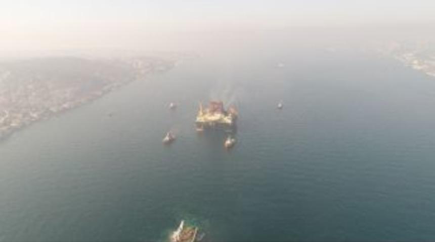 &rsquo;scarabeo 9&rsquo; Adlı Dev Petrol Arama Platformunun Ge&ccedil;işi Havadan G&ouml;r&uuml;nt&uuml;lendi