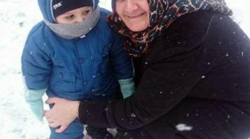 Kandıra Yolundaki Kazada Hamile Kadın Da Hayatını Kaybetti