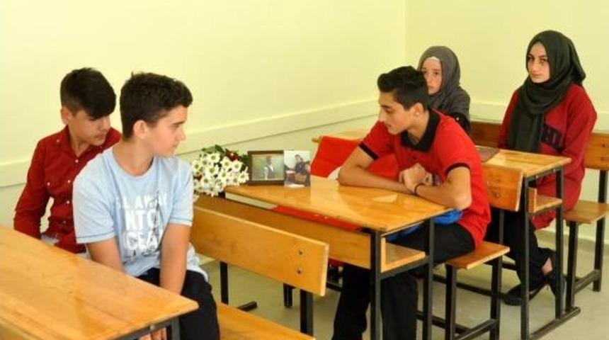 Ma&ccedil;ka'da Ders Zili Eren&rsquo;Siz &Ccedil;aldı