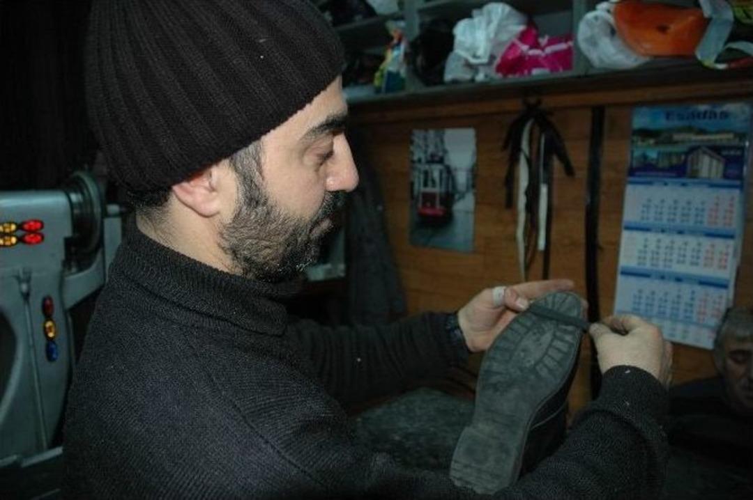 Buzlu Yollara Kar Lastikli Ayakkabı