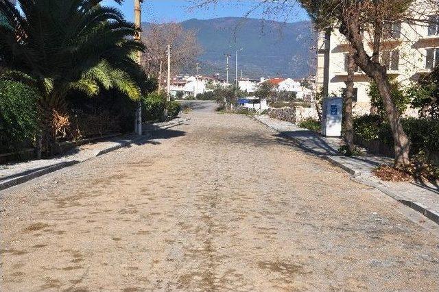 Güre’de Yol Çalışmaları Tamamlandı