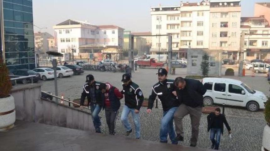 İneg&ouml;l&rsquo;De 26 Kilogram Esrar Ele Ge&ccedil;irildi