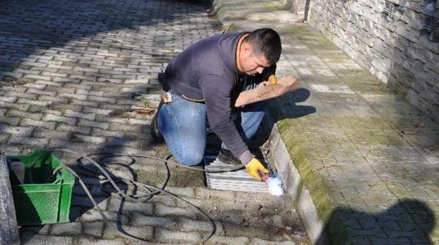 Zeytinli Mahallesi&rsquo; Nde &Ccedil;alışmalar Devam Ediyor