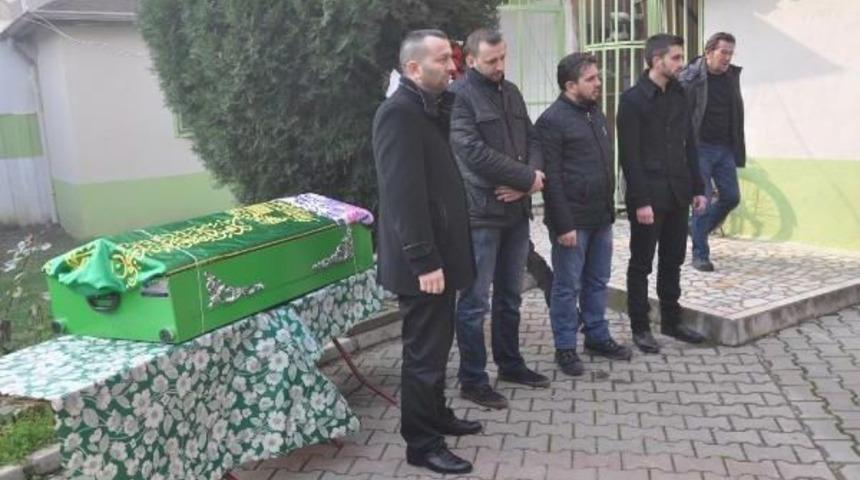 Minik Kız Yaşam Savaşını Kazanamadı