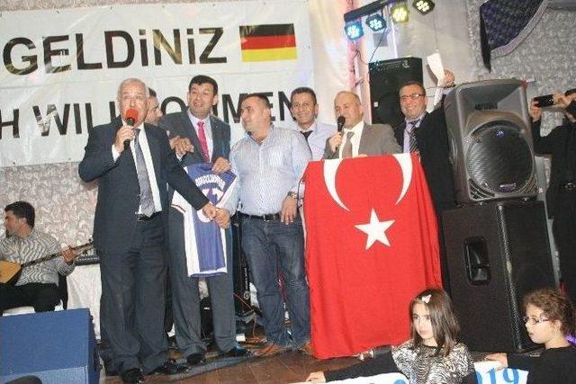 Zonguldaklılar Almanya’da Gurbetçi Hemşerileri İle Bir Araya Geldi