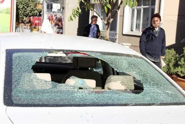 Samsun’da Park Halindeki 36 Aracın Lastikleri Kesildi