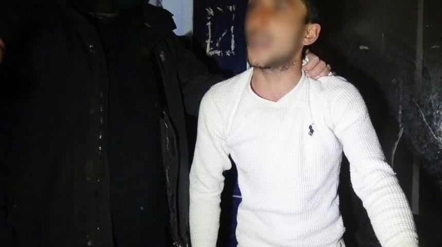 Uyuşturucu Kullanırken Yakalanan Gen&ccedil;: &ldquo;bonzai İ&ccedil;iyordum, Eroine Başladım&rdquo;