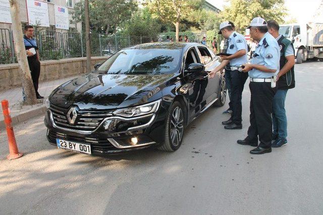 Elazığ&rsquo;da Okul &Ouml;nlerinde Polis Denetimi 2