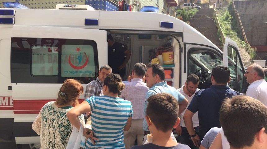 Giresun&rsquo;da &lsquo;kaza Caddesi&rsquo; Okulların İlk G&uuml;n&uuml;n&uuml; De Boş Ge&ccedil;medi