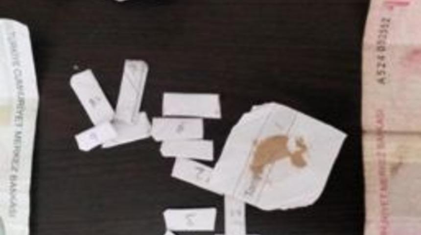 Parkta Uyuşturucuyla Yakalanan 2 Kişiden 1'i Tutuklandı