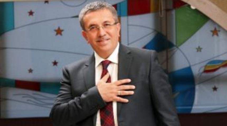 T&uuml;rk Time&rsquo;dan Başkan &Ccedil;etin&rsquo;e &rsquo;yılın Hizmet Adamı&rsquo; &Ouml;d&uuml;l&uuml;