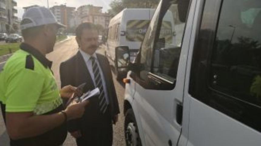 Vali Aktaş Okul Servislerini Denetledi