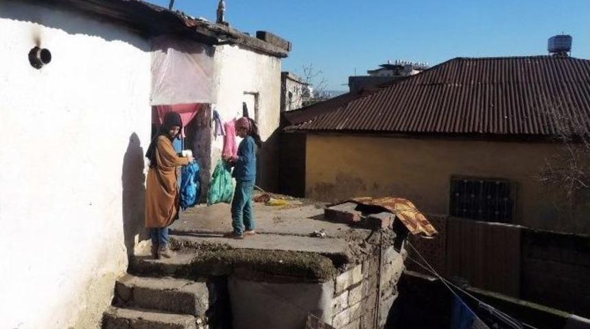 İslahiye Myo &Ouml;ğrencilerinden &Ouml;rnek Davranış