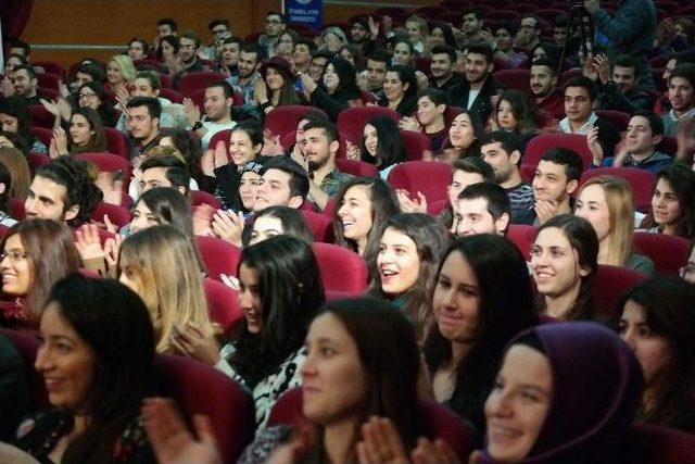 Beşiktaş Tv, Yılbaşı Coşkusunu Aydın Üniversitesi İle Kutladı