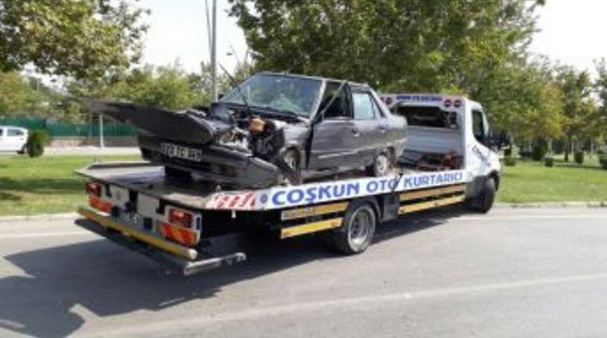 Elazığ’da Trafik Kazası: 2 Yaralı