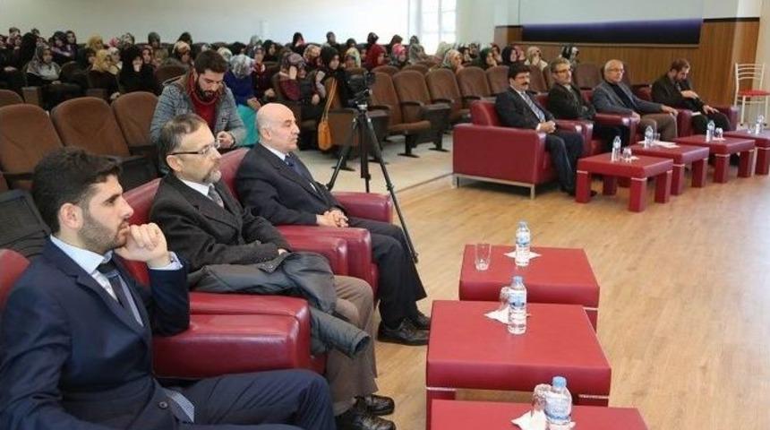 Cü’de ’mekke’nin Fethi’ Konulu Konferans Düzenlendi