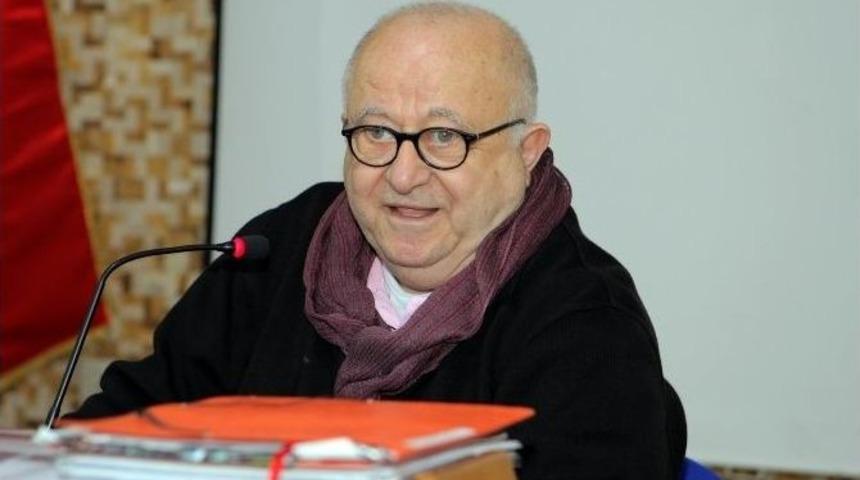 Moda Tasarımcısı Hamzagil &Ccedil;ukurova &Uuml;niversitesi&rsquo;nde