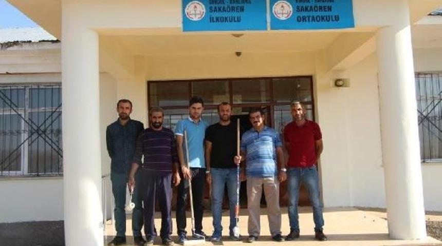 Eğitim G&ouml;n&uuml;ll&uuml;s&uuml; Grup, 12 Okulu Onardı