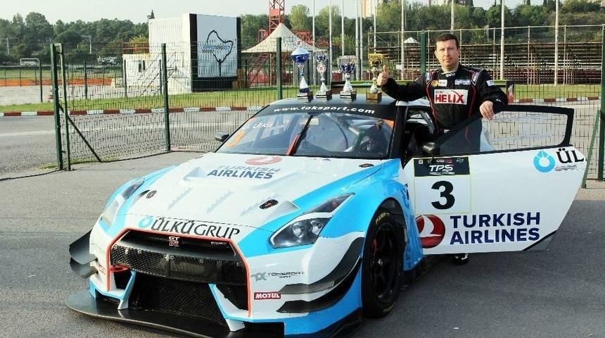 Milli Sporcu &Uuml;mit &Uuml;lk&uuml;, Kendi Rekorunu Kırdı