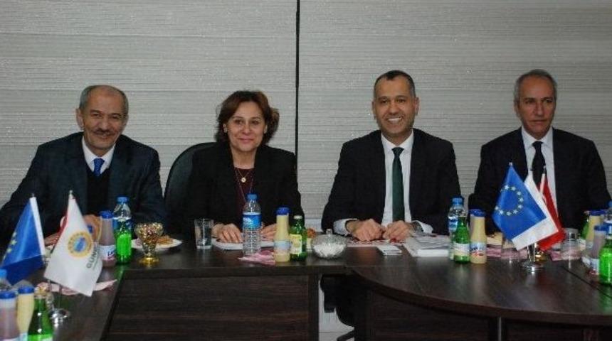 Chp&rsquo;li Kaleli&rsquo;den &rsquo;birg&uuml;l Ayman G&uuml;ler&rsquo; &Ouml;zr&uuml;