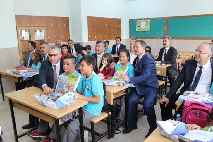 Niğde’de Yeni Eğitim-öğretim Yılı Başladı G4