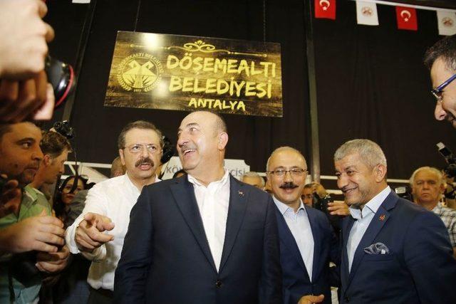 Yörex’e Döşemealtı Standı Damga Vurdu 1