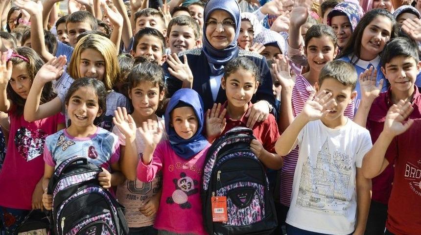 Meram Belediyesi&rsquo;nden Eğitim Hediyesi