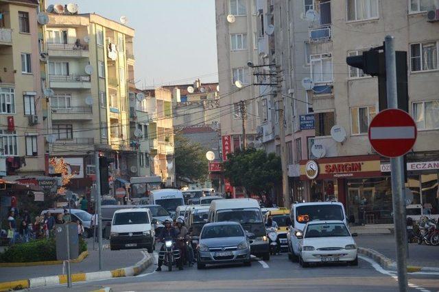 Balıkesir Trafiğinde Okul Yoğunluğu