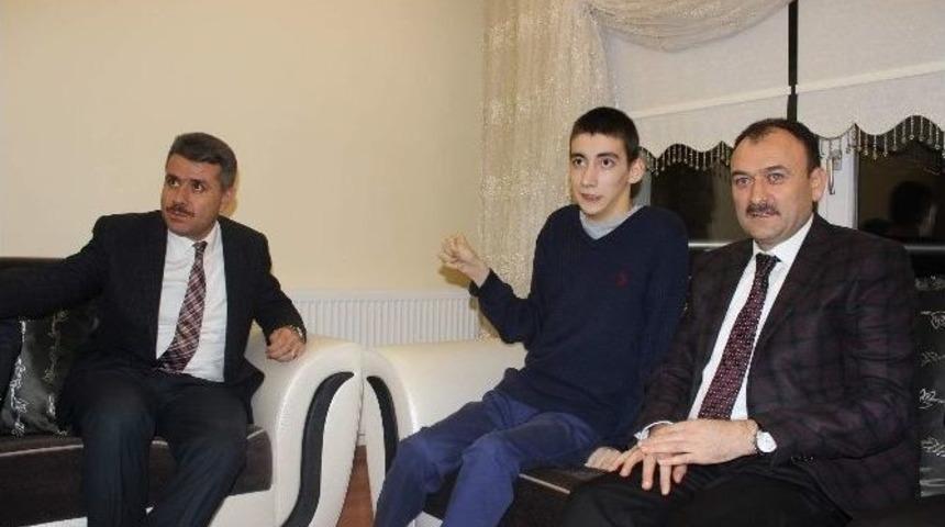 &rsquo;yarın Sizdeyiz&rsquo; Projesi