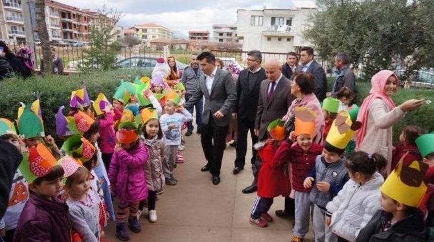 Sarıg&ouml;l&rsquo;de Miniklerden Yerli Malı Kutlaması