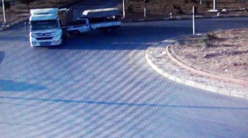 Kazalar Mobese Kamerasına Yansıdı