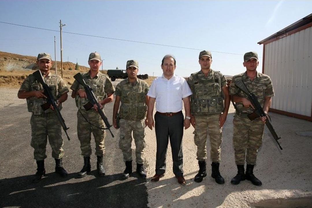 Vali Ali Hamza Pehlivan, Jandarma Kontrol Noktasını Ziyaret Etti