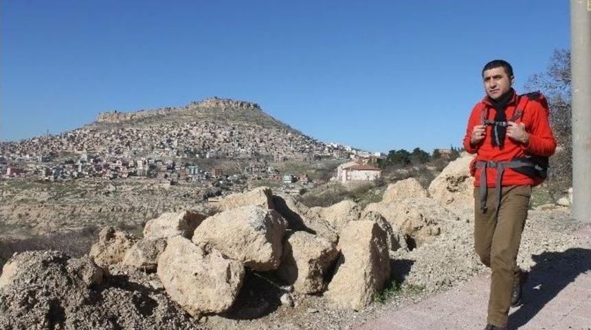 Y&uuml;r&uuml;yen Adam &rsquo;roboski&rsquo; Yolunda