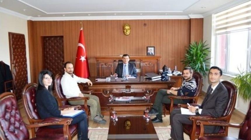 Toplum G&ouml;n&uuml;ll&uuml;leri Vakfı Temsilcilerinden Aziziye Kaymakamlığına Ziyaret