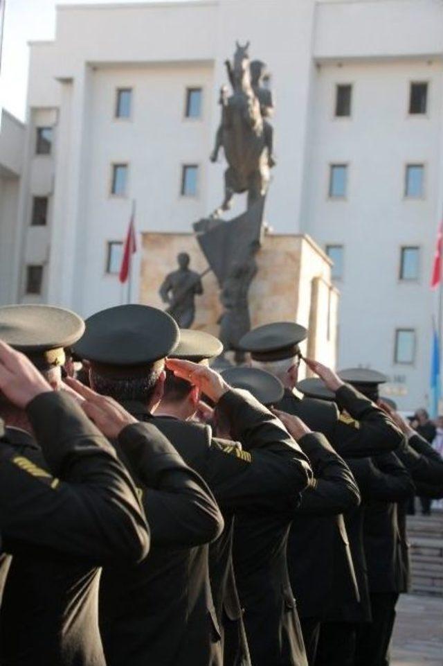 Atatürk 76. Ölüm Yıldönümünde Anıldı