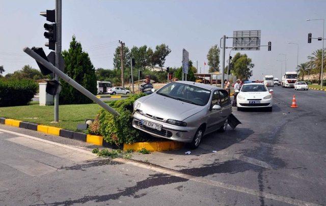 Manavgat’ta Trafik Kazası: 1 Yaralı