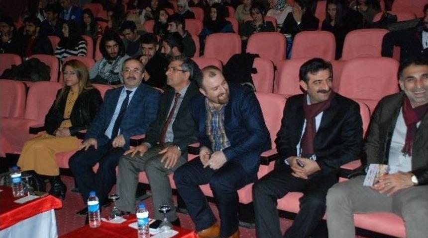 D&uuml;&rsquo;de &ldquo;ortadoğu&rsquo;yu Anlamak&rdquo; Paneli