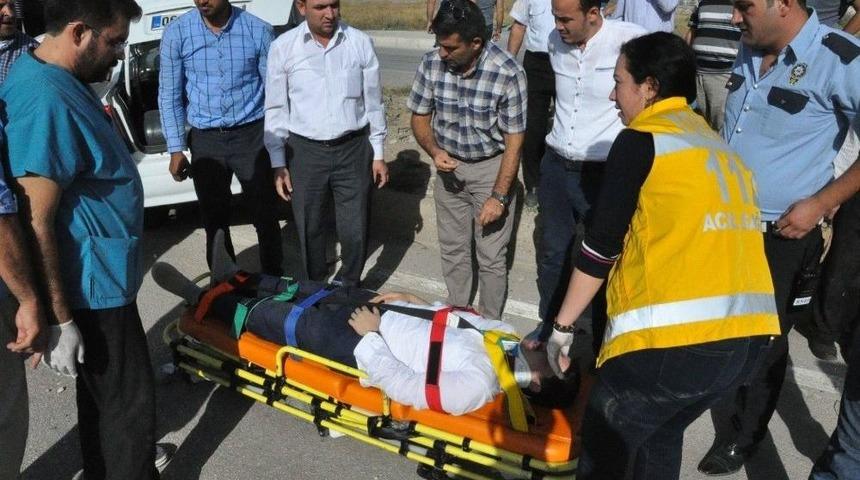 Yozgat&rsquo;ta Trafik Kazası: 3 Yaralı
