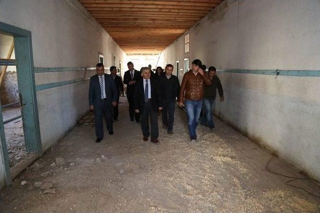 Gesi İlk&ouml;ğretim Okulu Melikgazi Belediyesince Aslına Uygun Olarak Onarılıyor 1