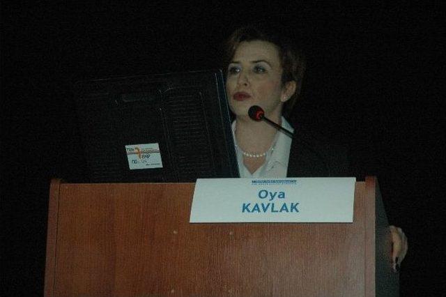 Doç. Dr. Oya Kavlak: