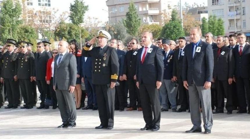 Ulu &Ouml;nder Atar&uuml;k &Ouml;l&uuml;m&uuml;n&uuml;n 76. Yılında Didim&rsquo;de Anıldı