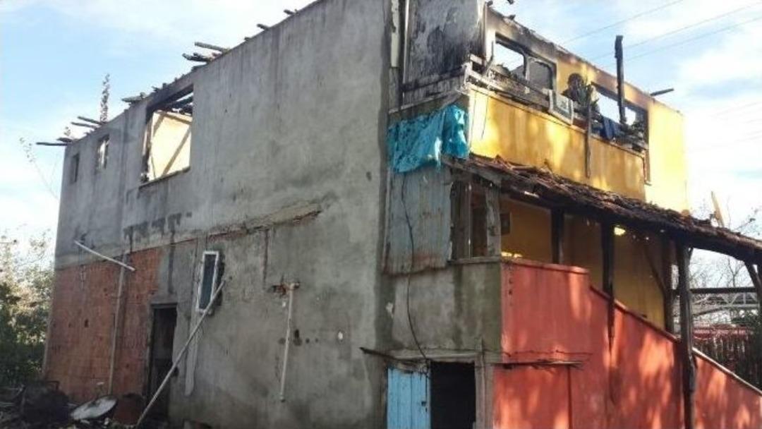 Terme&rsquo;de Ev Yangını