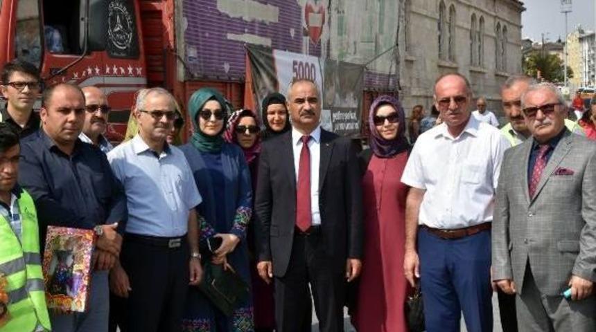 Sivas'tan Suriyeli &Ccedil;ocuklara 5 Bin Oyuncak