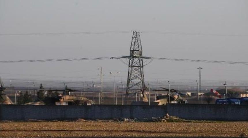 Komutanlar Suriye Sınırında İnceleme Yaptı